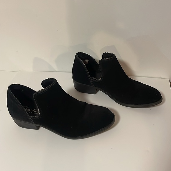 Skechers leather ankle boots. Size 8. Memory foam. Very good used condition. - Picture 2 of 3